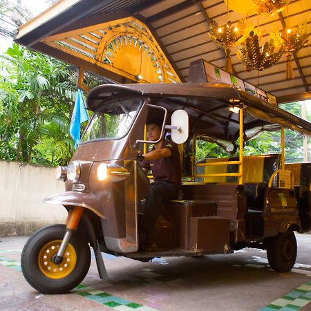 Woraburi Sukhumvit Hotel Бангкок Экстерьер фото