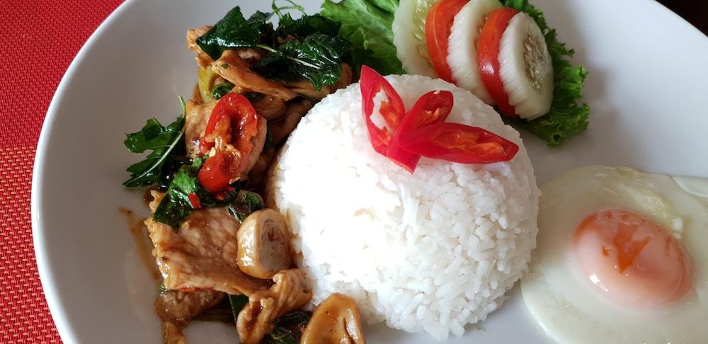 Woraburi Sukhumvit Hotel Бангкок Экстерьер фото