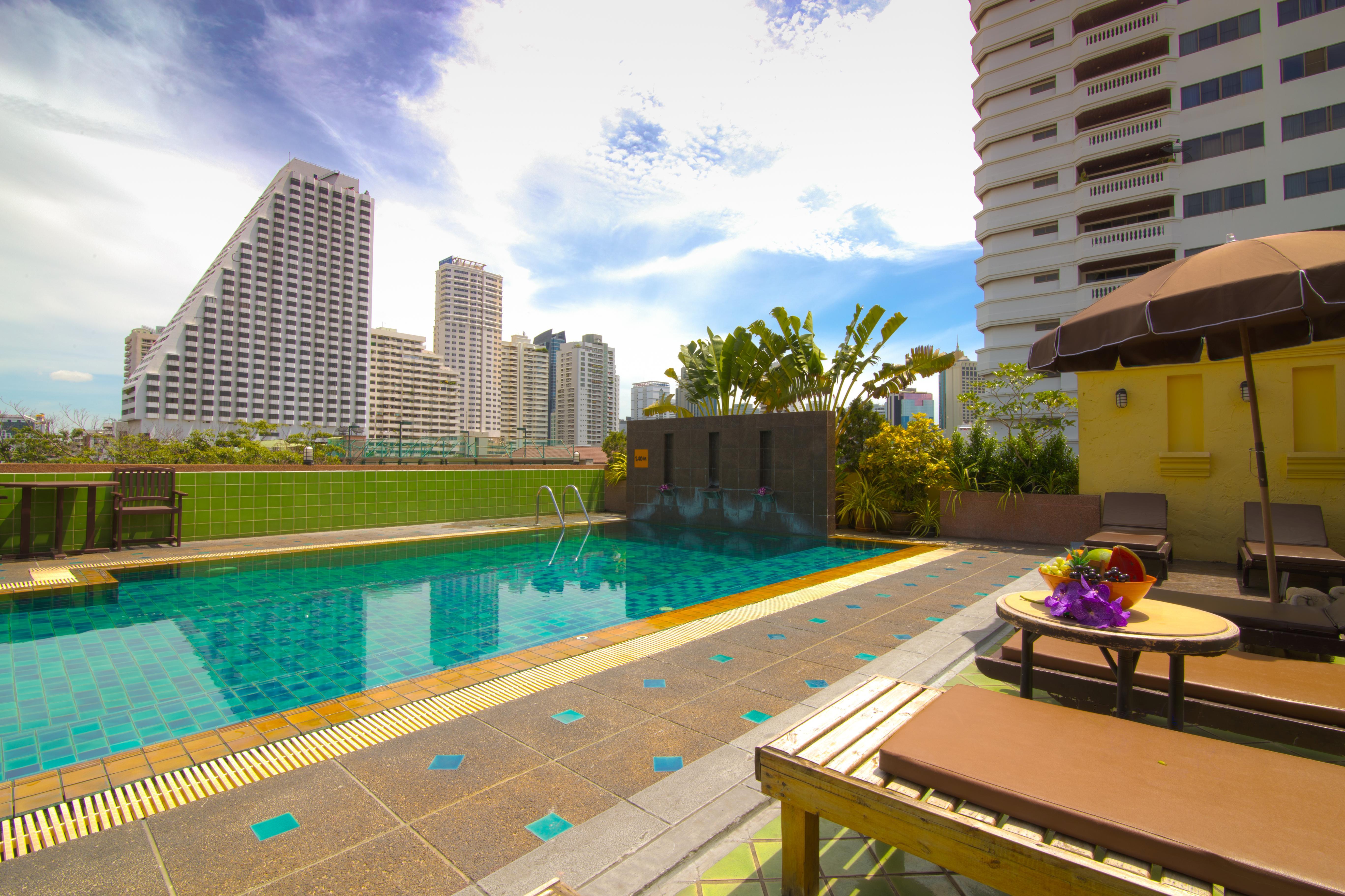 Woraburi Sukhumvit Hotel Бангкок Экстерьер фото