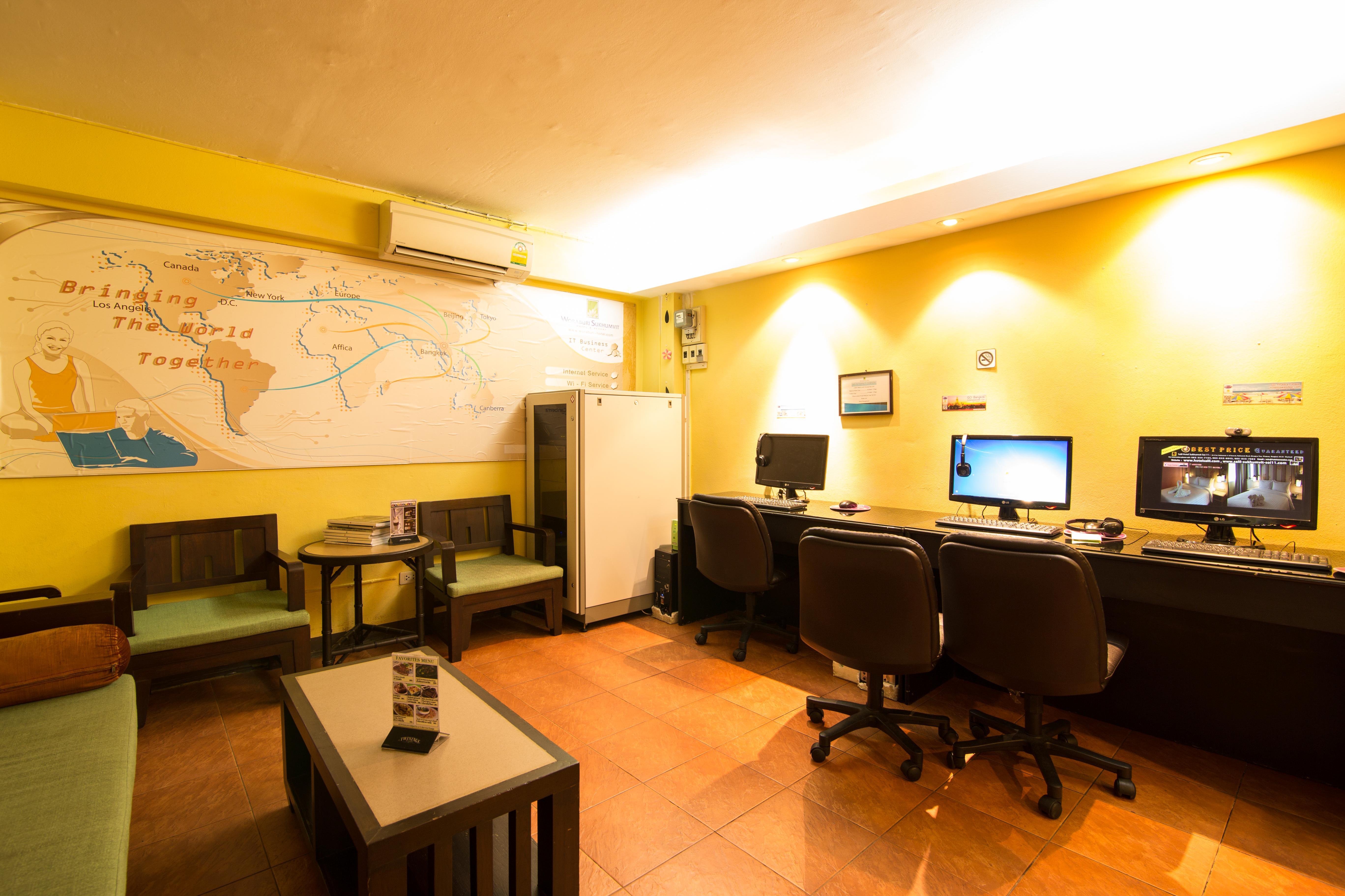 Woraburi Sukhumvit Hotel Бангкок Экстерьер фото