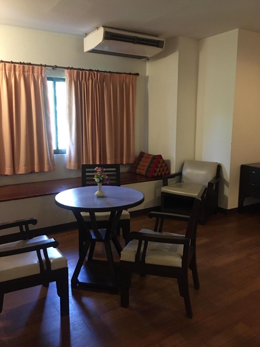 Woraburi Sukhumvit Hotel Бангкок Экстерьер фото