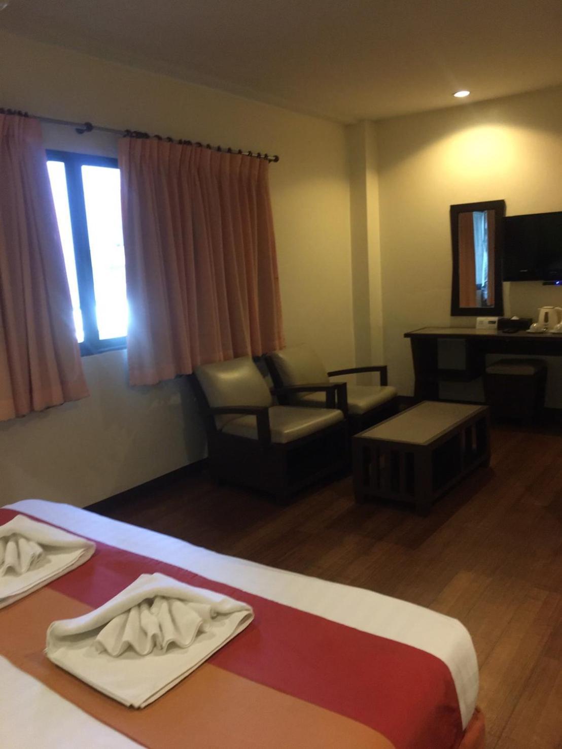 Woraburi Sukhumvit Hotel Бангкок Экстерьер фото